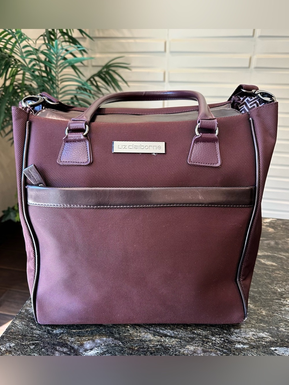 Liz Claiborne Burgundy Travel Tote Bag, Laptop Compartment Canvas and leather